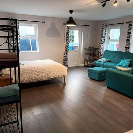 Tummock Studio Perfect For Exploring The North Coast Kilraghts Екстер'єр фото